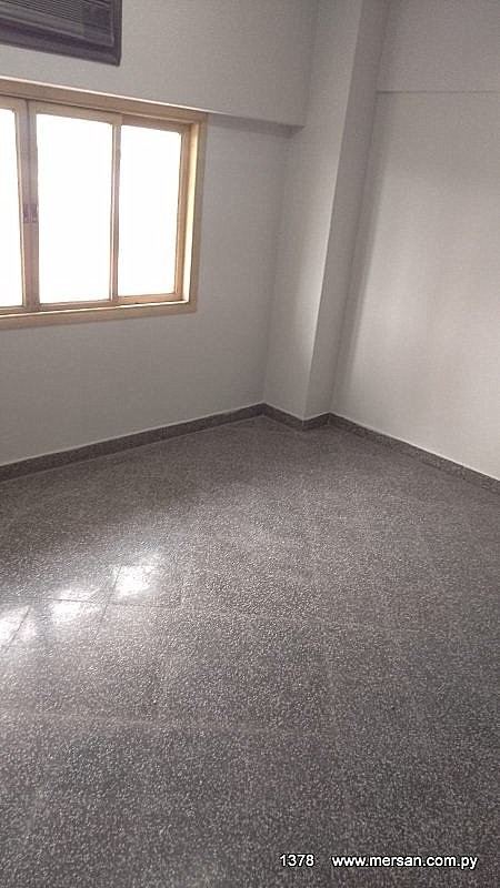 ALQUILO OFICINA EN EL CENTRO ZONA PALACIO DE LOPEZ (CÓD. 1378) — foto 3