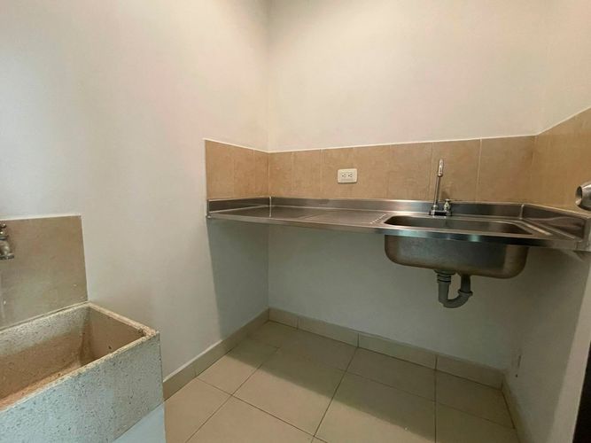 Oficina en arriendo en Noel, Medellín, 45 m² · foto 3 de 5