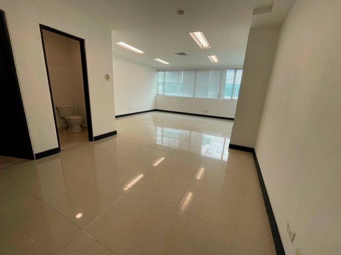 Oficina en arriendo en Noel, Medellín, 45 m² · foto 4 de 5