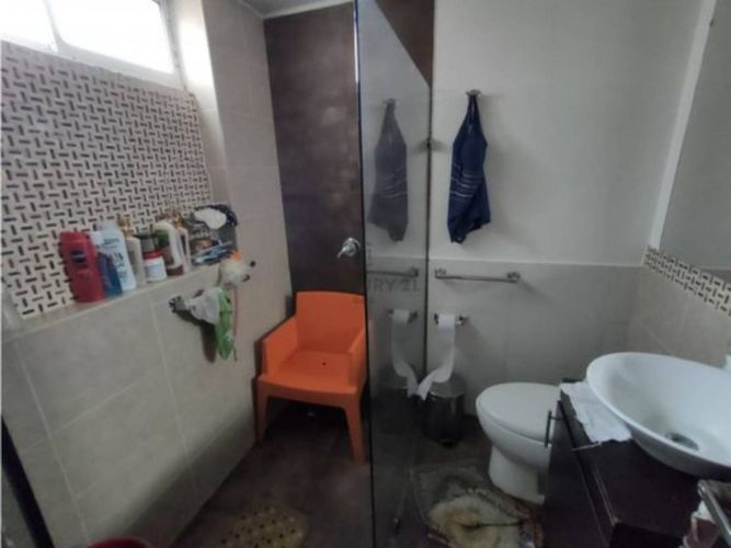 Casa de 3 alcobas en venta en El Castillo, Jamundí, 286 m² · foto 17 de 23