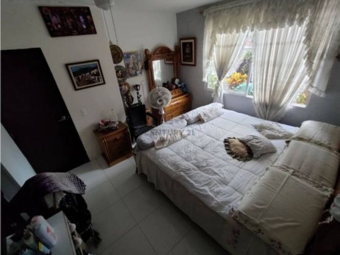 Casa de 3 alcobas en venta en El Castillo, Jamundí, 286 m² · foto 18 de 23