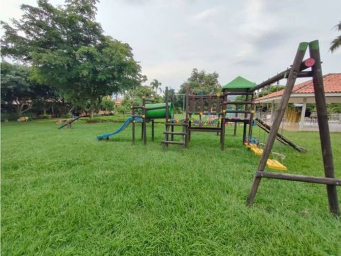 Casa de 3 alcobas en venta en El Castillo, Jamundí, 286 m² · foto 21 de 23