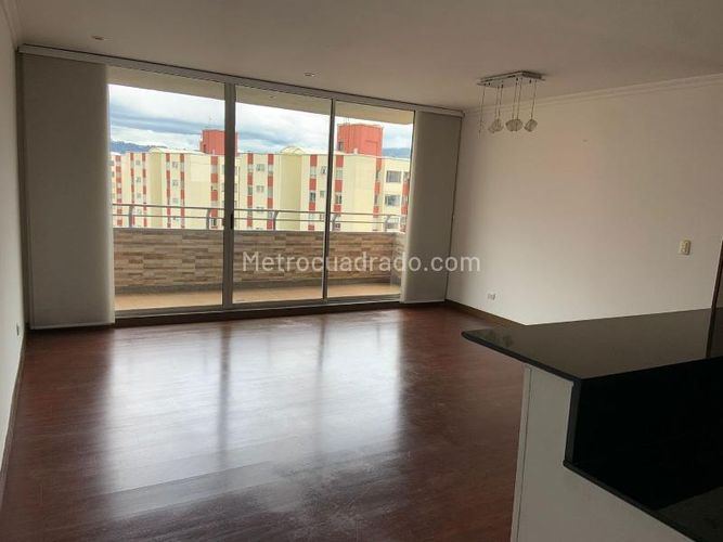 Apartamento de 3 alcobas en venta en Colina Campestre, Bogotá, 90 m² · foto 4 de 15