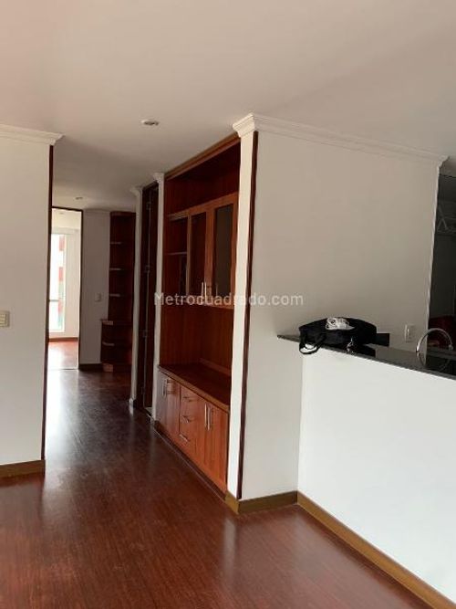 Apartamento de 3 alcobas en venta en Colina Campestre, Bogotá, 90 m² · foto 5 de 15