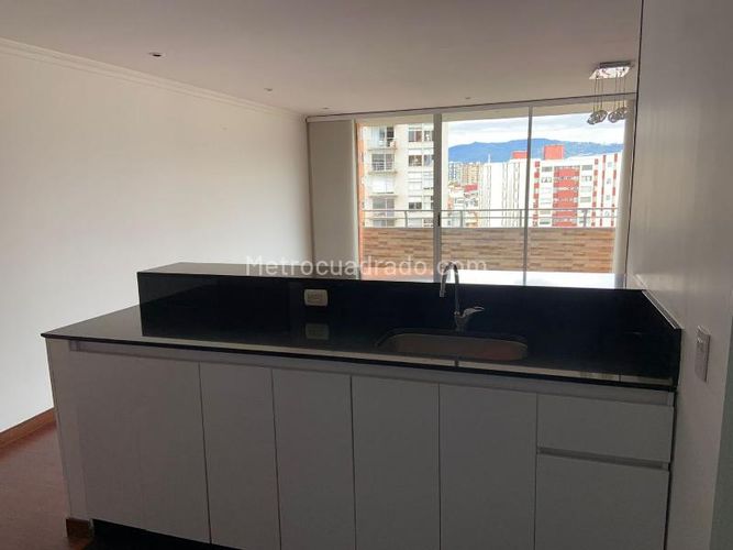 Apartamento de 3 alcobas en venta en Colina Campestre, Bogotá, 90 m² · foto 9 de 15