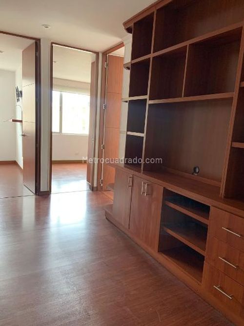 Apartamento de 3 alcobas en venta en Colina Campestre, Bogotá, 90 m² · foto 11 de 15