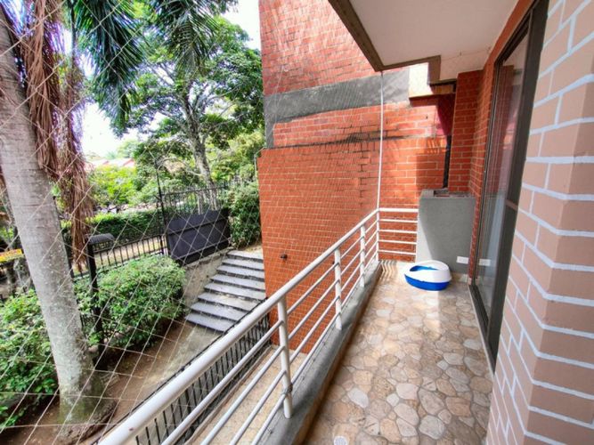 Casa de 6 alcobas en venta en Ciudad Jardin, Cali, 420 m² · foto 7 de 24