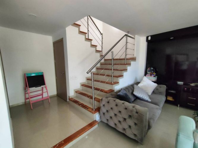 Casa de 6 alcobas en venta en Ciudad Jardin, Cali, 420 m² · foto 8 de 24