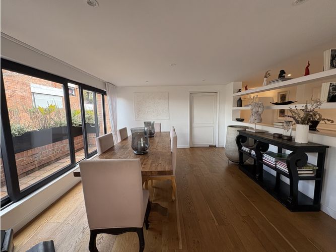 Apartamento de 3 alcobas en venta en Los Rosales, Bogotá, 260 m² · foto 6 de 24