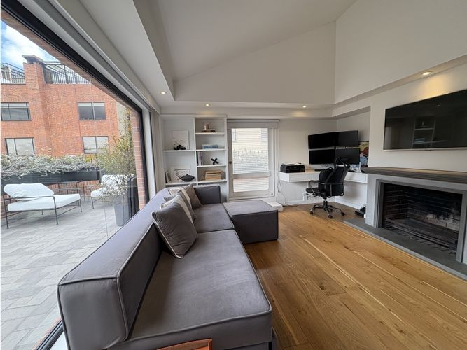 Apartamento de 3 alcobas en venta en Los Rosales, Bogotá, 260 m² · foto 7 de 24