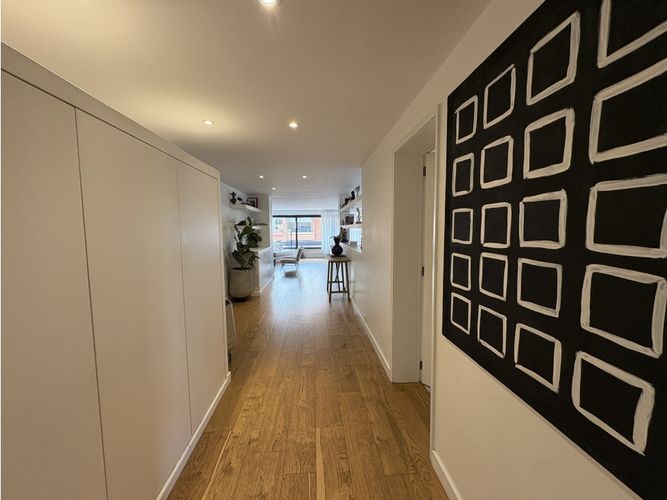 Apartamento de 3 alcobas en venta en Los Rosales, Bogotá, 260 m² · foto 17 de 24