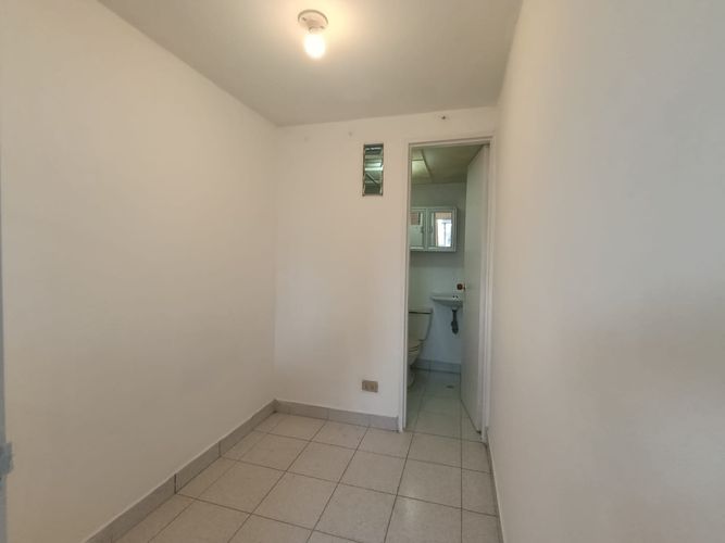 Apartamento de 3 alcobas en arriendo en Laureles, Medellín, 105 m² · foto 8 de 20