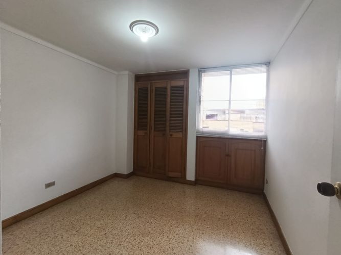Apartamento de 3 alcobas en arriendo en Laureles, Medellín, 105 m² · foto 14 de 20