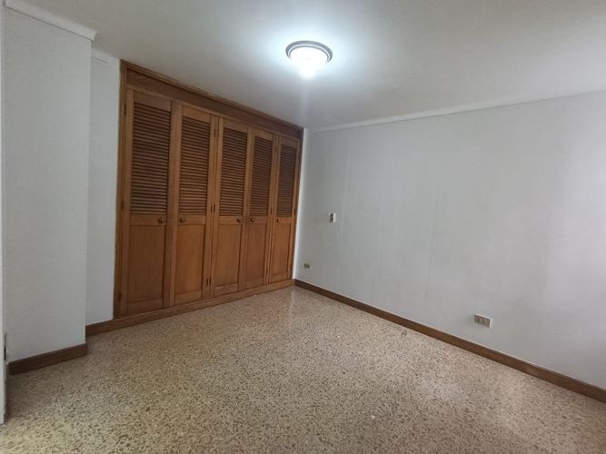 Apartamento de 3 alcobas en arriendo en Laureles, Medellín, 105 m² · foto 15 de 20