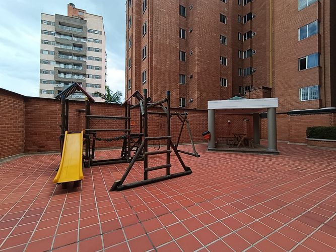 Apartamento de 3 alcobas en arriendo en Laureles, Medellín, 105 m² · foto 18 de 20