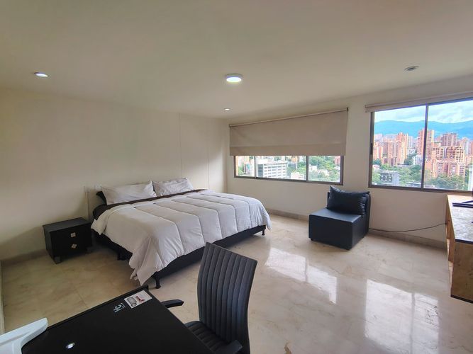 Apartamento de 3 alcobas en arriendo en Lalinde, Medellín, 158 m² · foto 10 de 18