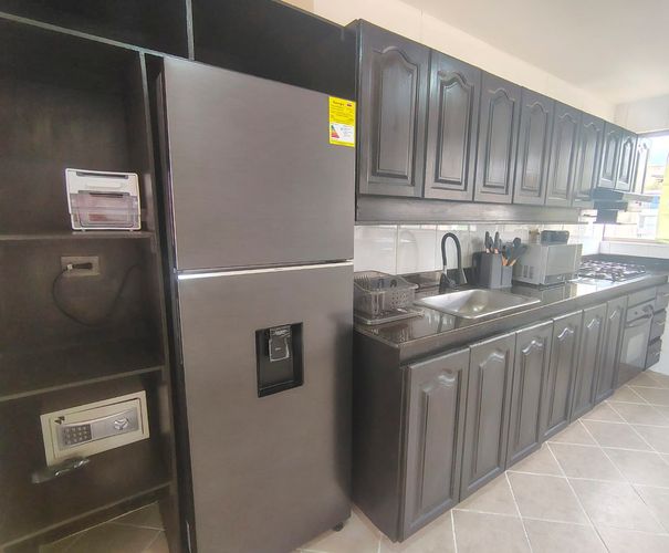 Apartamento de 3 alcobas en arriendo en Lalinde, Medellín, 158 m² · foto 7 de 18