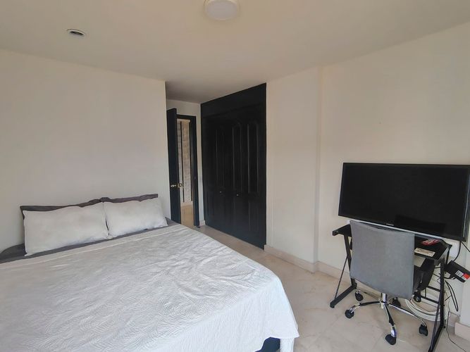 Apartamento de 3 alcobas en arriendo en Lalinde, Medellín, 158 m² · foto 13 de 18
