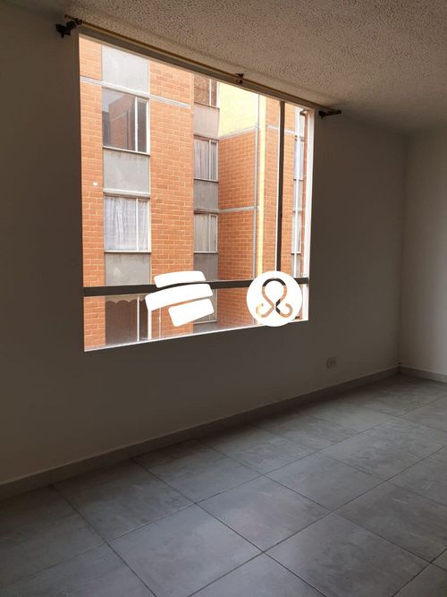 Apartamento de 2 alcobas en venta en Cr. El Futuro, Soacha, 37 m² · foto 12 de 14
