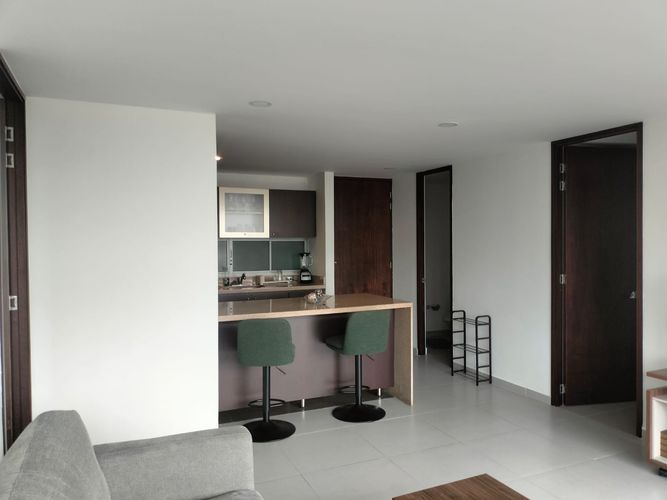 Apartamento de 2 alcobas en arriendo en El Poblado, Medellín, 97 m² · foto 8 de 15