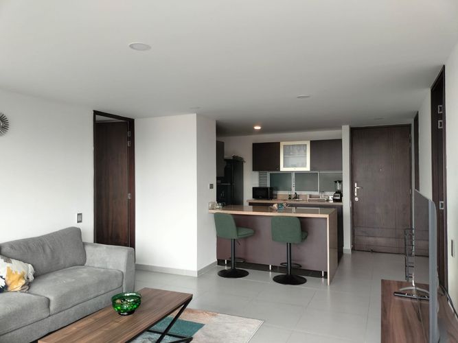 Apartamento de 2 alcobas en arriendo en El Poblado, Medellín, 97 m² · foto 7 de 15