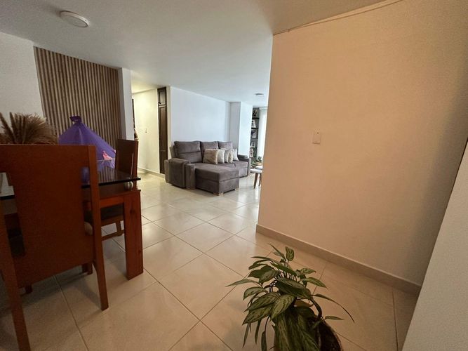 Apartamento en venta en Aeropuerto, Pereira · foto 3 de 11