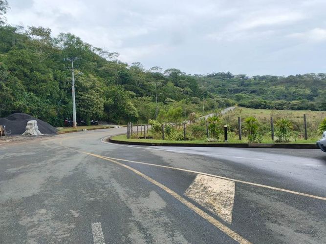 Lote en venta en Pance Bajo, Cali, 6000 m² · foto 2 de 9