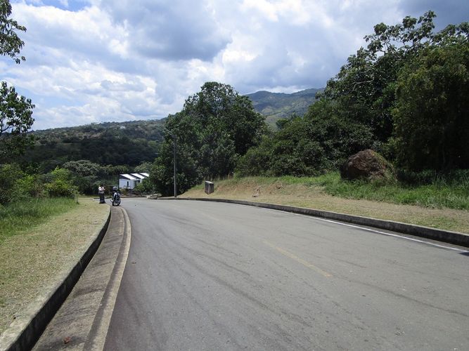 Lote en venta en Pance Bajo, Cali, 6000 m² · foto 7 de 9