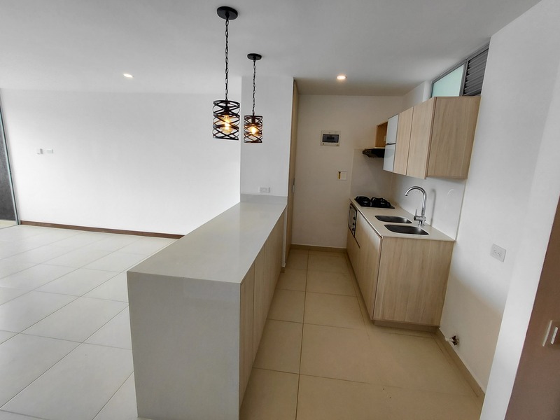 Apartamento en arriendo en El Poblado, Medellín · foto 4 de 17