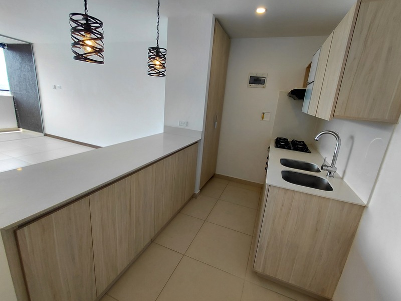 Apartamento en arriendo en El Poblado, Medellín · foto 5 de 17