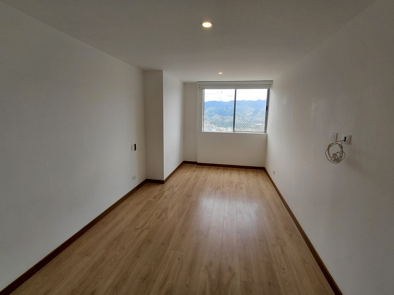 Apartamento en arriendo en El Poblado, Medellín · foto 8 de 17