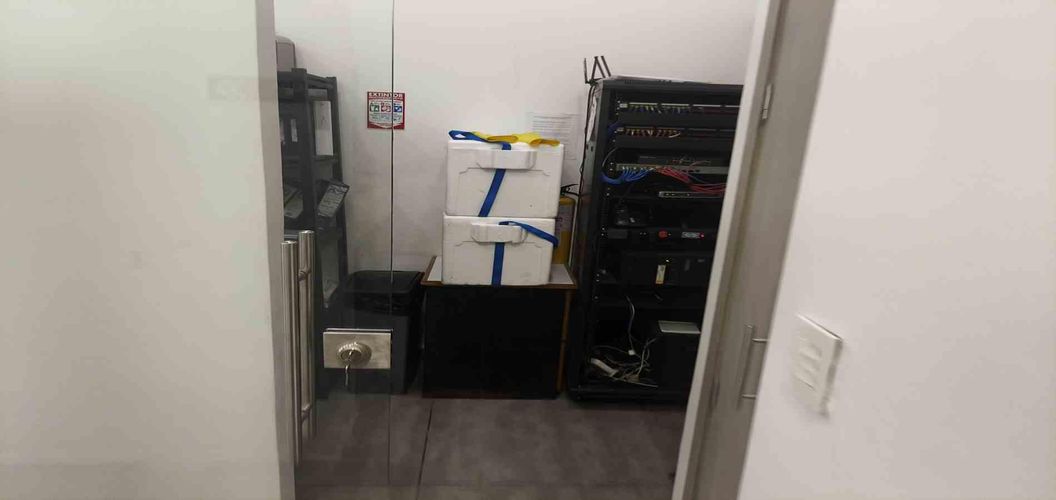 Local en venta en Rio Bamba, Armenia, 117 m² · foto 10 de 16