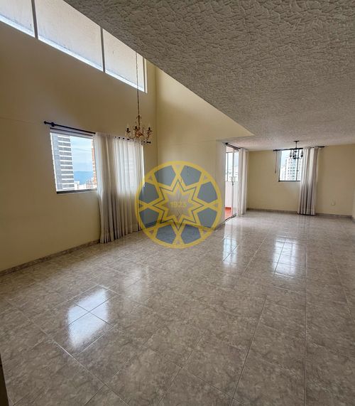 Apartamento de 5 alcobas en venta en Mejoras Publicas, Bucaramanga, 207 m² · foto 3 de 13