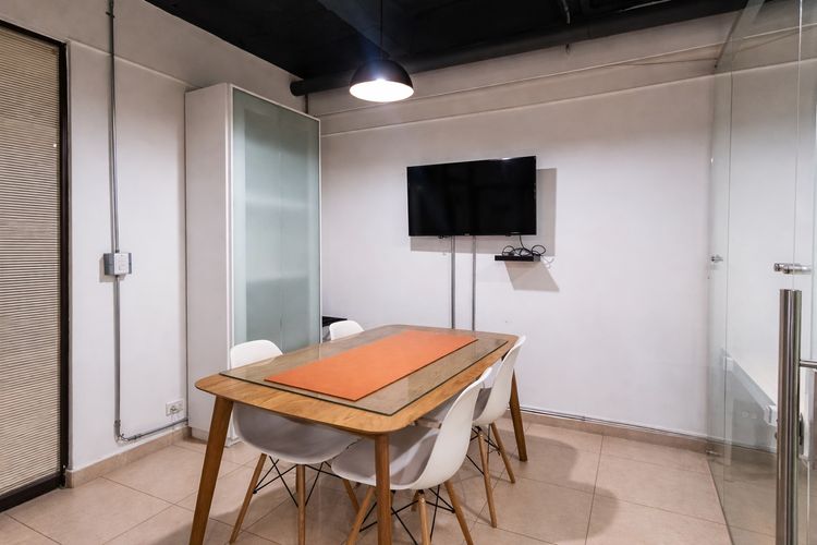 Oficina en arriendo en El Poblado, Medellín, 52 m² · foto 6 de 14