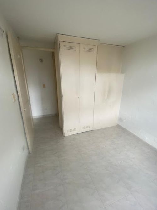 Apartamento de 3 alcobas en venta en Tibabuyes, Bogotá, 54 m² · foto 8 de 21