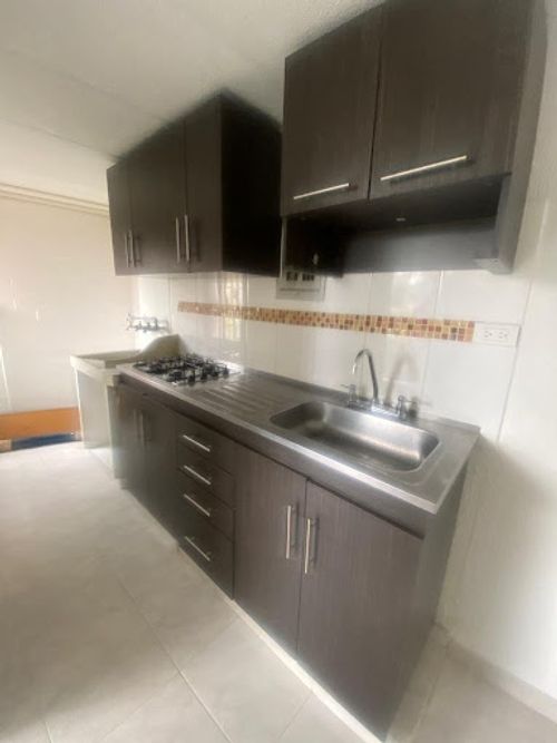 Apartamento de 3 alcobas en venta en Tibabuyes, Bogotá, 54 m² · foto 18 de 21