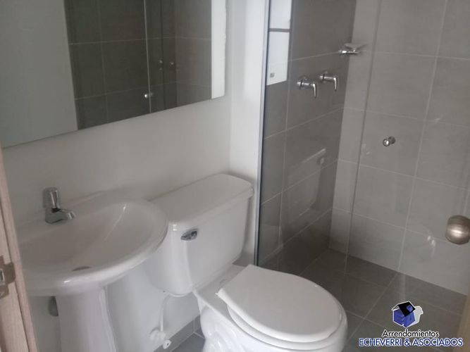 Apartamento de 3 alcobas en venta en Aves Maria, Sabaneta, 55 m² · foto 7 de 7