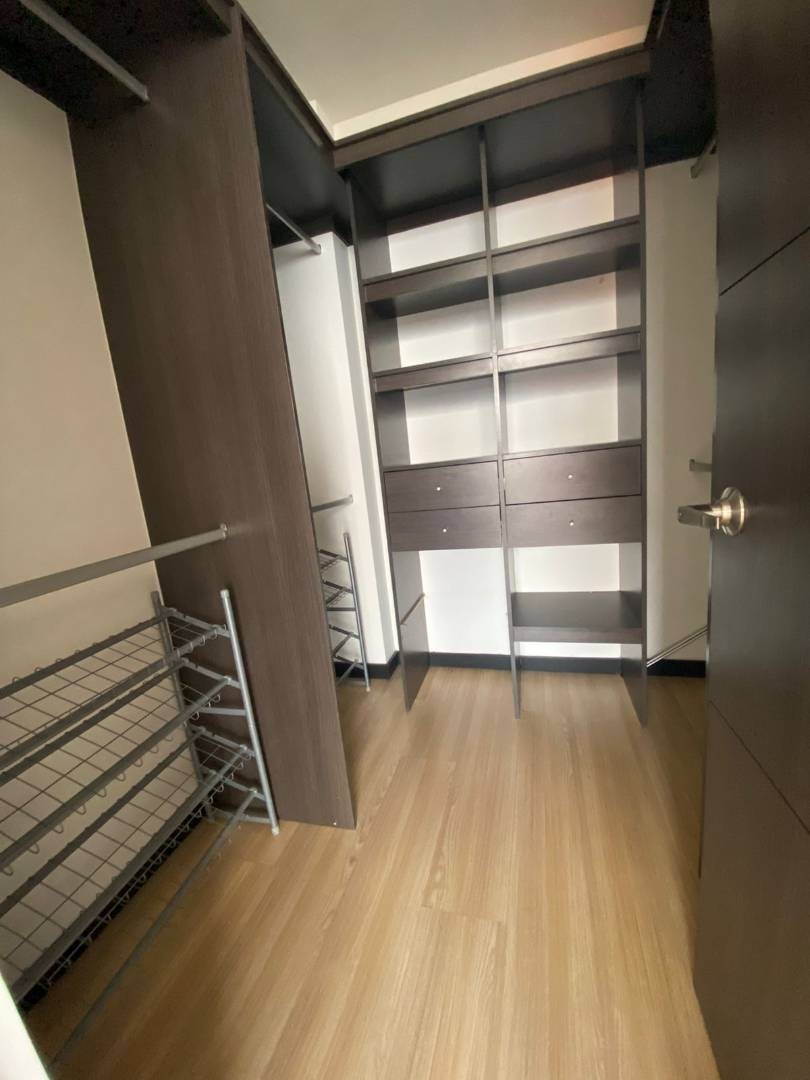 Apartamento en arriendo en Altos Del Poblado, Medellín · foto 24 de 24
