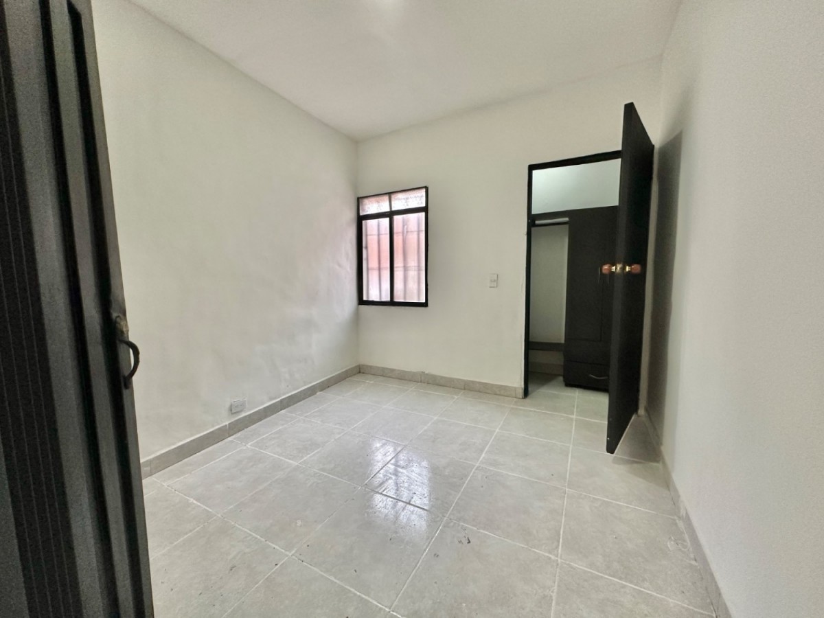 Apartamento en venta en Jardin Botanico, Medellín · foto 13 de 24