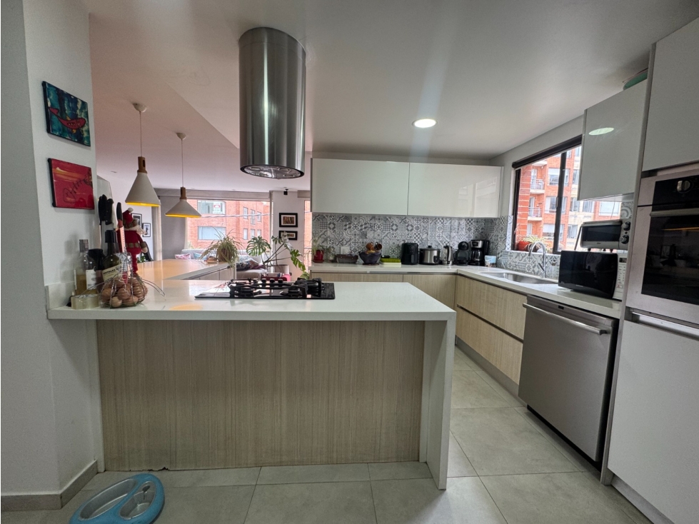 Apartamento en venta en Chico Norte, Bogotá · foto 8 de 16