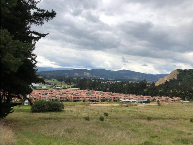 Casa de 3 alcobas en venta en Chuntame, Cajicá, 182 m² · foto 4 de 24