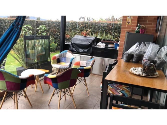 Casa de 3 alcobas en venta en Chuntame, Cajicá, 182 m² · foto 10 de 24