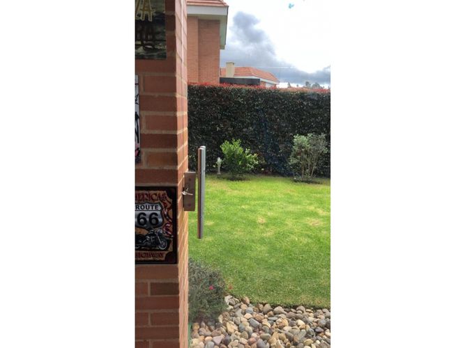 Casa de 3 alcobas en venta en Chuntame, Cajicá, 182 m² · foto 14 de 24