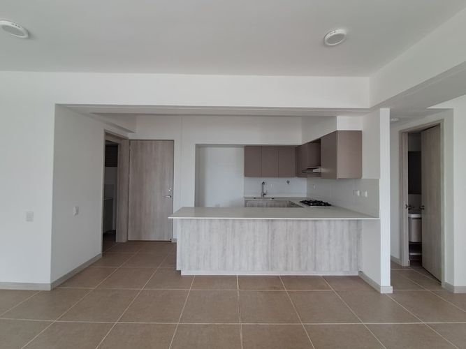 Apartamento de 2 alcobas en arriendo en El Poblado, Medellín, 95 m² · foto 4 de 20