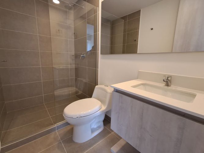 Apartamento de 2 alcobas en arriendo en El Poblado, Medellín, 95 m² · foto 16 de 20