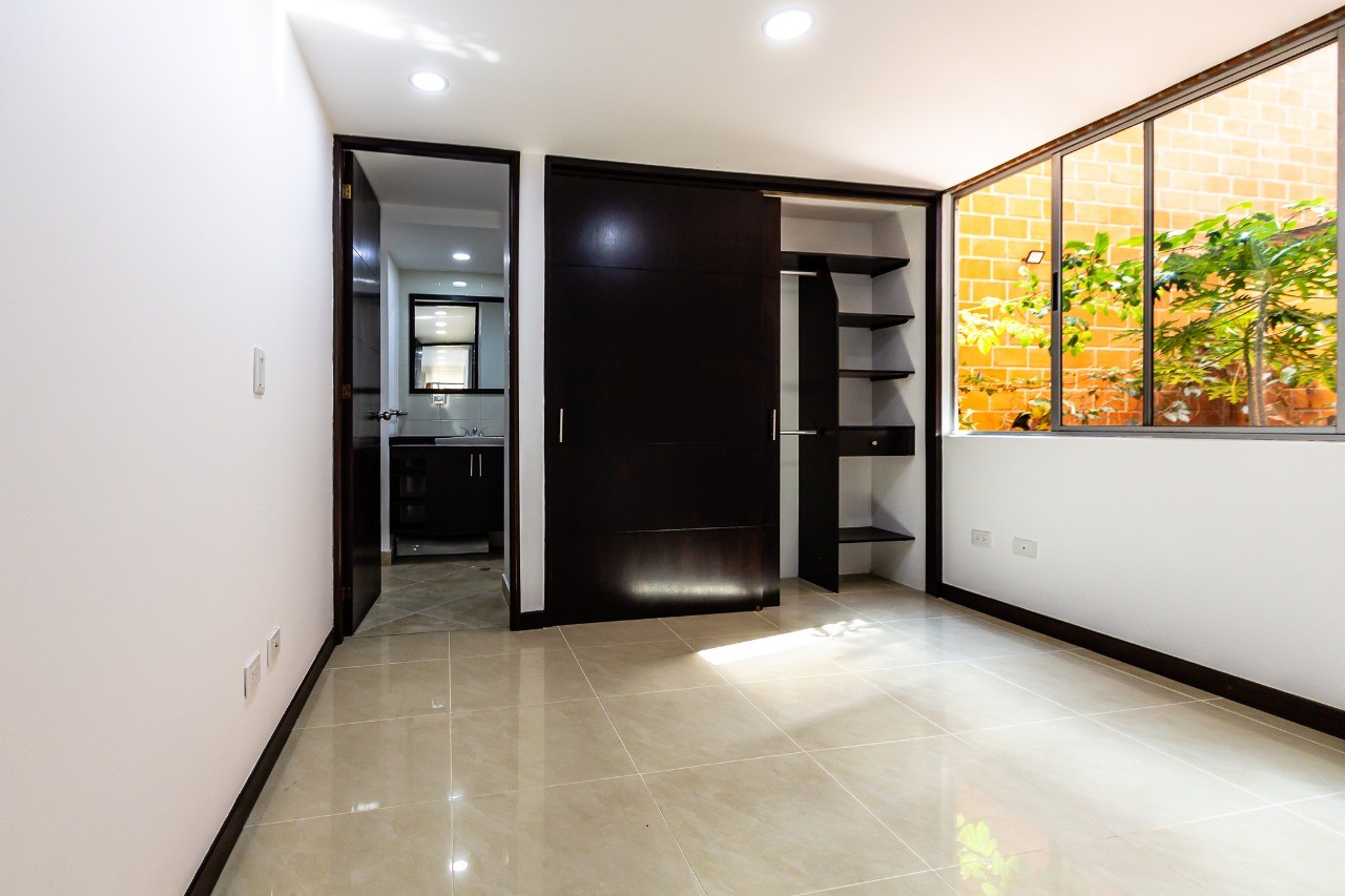 Apartamento en arriendo en Laureles, Medellín · foto 14 de 17
