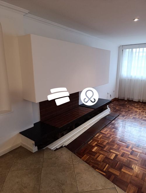 Apartamento de 3 alcobas en venta en Chicó Navarra, Bogotá, 291 m² · foto 3 de 10