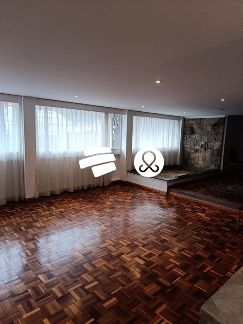 Apartamento de 3 alcobas en venta en Chicó Navarra, Bogotá, 291 m² · foto 7 de 10