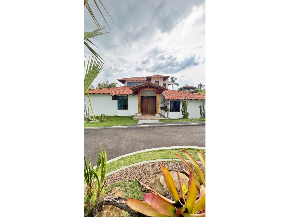 Casa en venta en Pueblito Cafetero, Pereira · foto 2 de 24