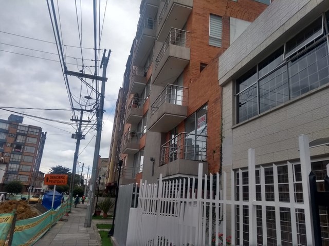 Apartamento en venta en Galerias, Bogotá · foto 2 de 21